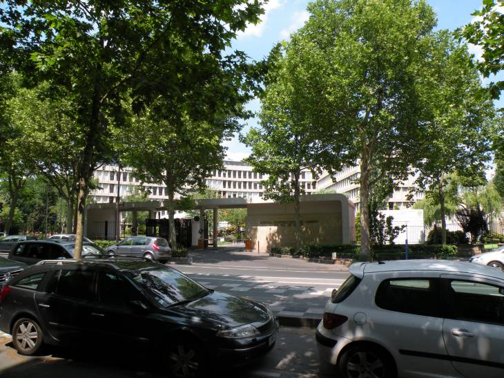  Entrée de l'hôpital militaire du Val-de-Grâce